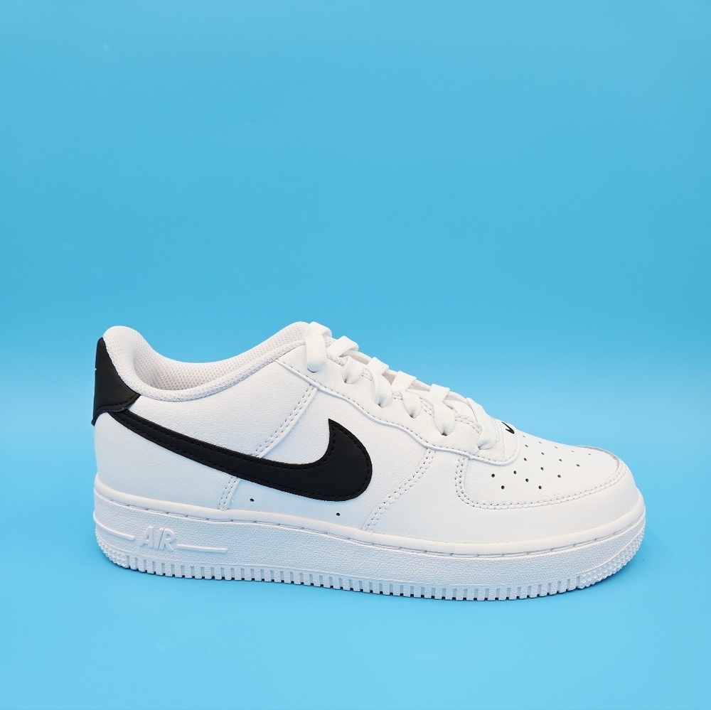 NIKE AIR FORCE 1 (GS) White/Black Kid's Sneakers  FV5948 101 #C23
